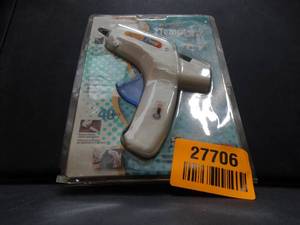 lot 27706 image: New AD Tech Hot Glue Gun