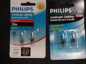 lot 27716 image: Lot of Misc. Small Landscape Lights