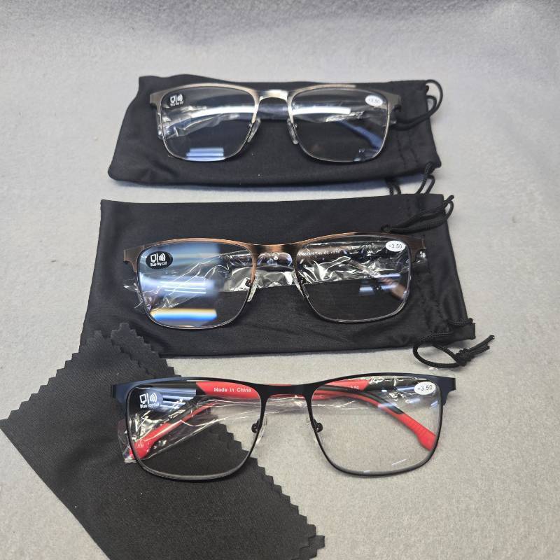 lot 275 image: Metal Frame Reading Glasses 3.50 Power 3-pk