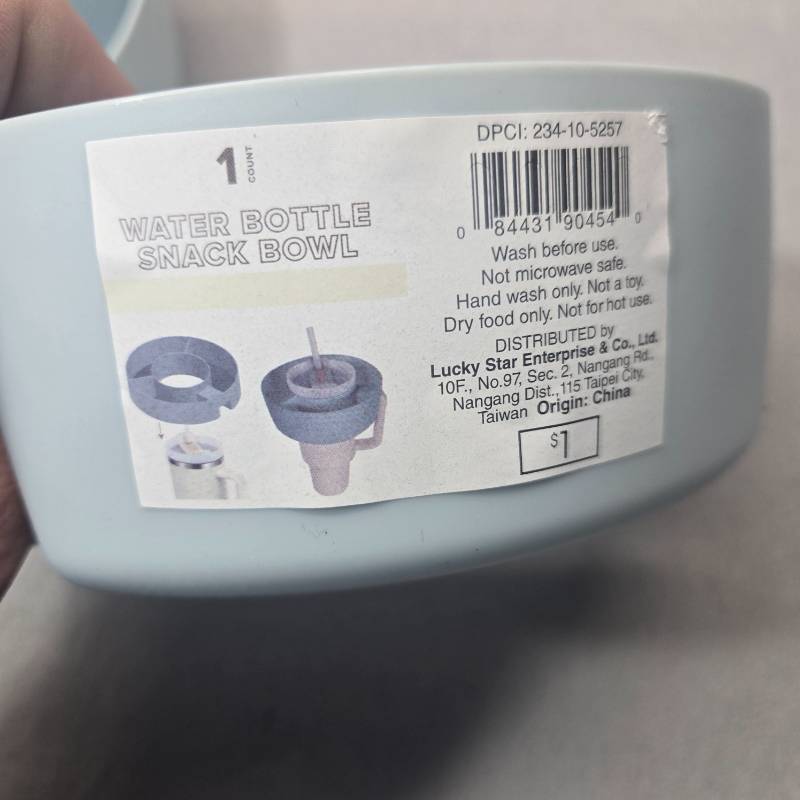 lot 234 image: Water Bottle Snack Bowl Attachments, 2 pk