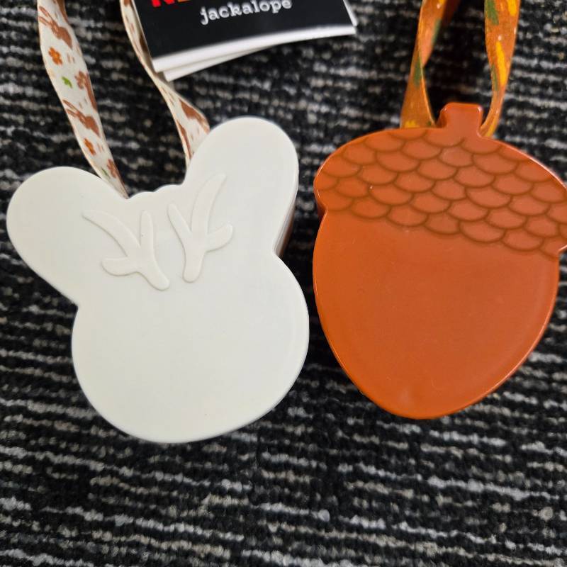lot 118 image: Jackalope and Acorn Light-Up Childrens Necklaces