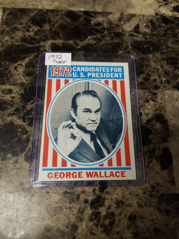 lot 1103 image: 1972 Topps Candidates for US President George Wallace Trading Card