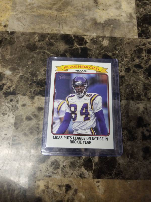 lot 1236 image: 2024 Topps Heritage Composite Randy Moss Minnesota Vikings Football Card