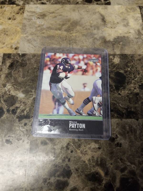 lot 1241 image: 1997 Upper Deck Walter Payton Chicago Bears Football Card