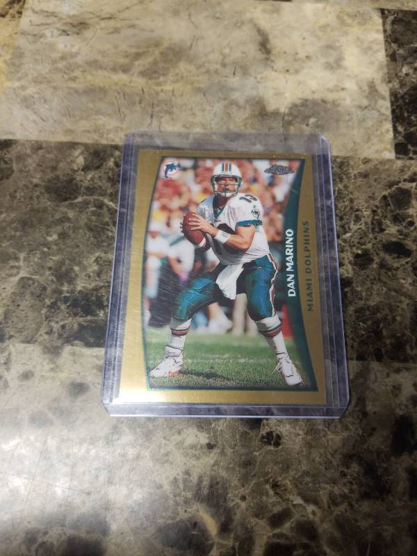 lot 1251 image: 1998 Topps Chrome Dan Marino Miami Dolphins Football Card