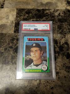 lot 352 image: 1975 Topps Mini Fred Holdsworth Detroit Tigers Baseball Card