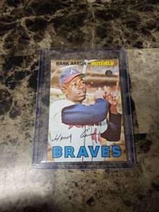 lot 366 image: 1967 Topps Hank Aaron Atlanta Braves Baseball Card