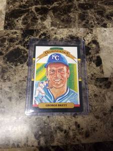 lot 386 image: 1986 Leaf Donruss Diamond Kings George Brett Kansas City Royals Baseball Card