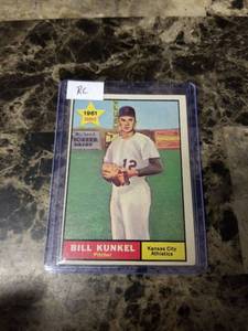 lot 388 image: 1961 Topps Bill Kunkel Kansas City Athletics Rookie Baseball Card