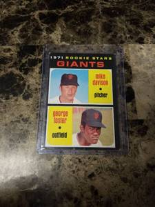lot 426 image: 1971 Topps Rookie Stars Mike Davison George Foster San Francisco Giants Baseball Card