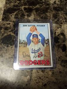 lot 456 image: 1967 Topps Don Sutton Los Angeles Dodgers Baseball Card