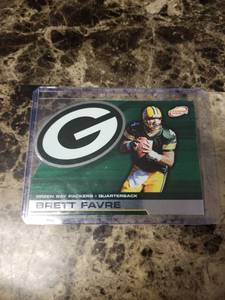 lot 497 image: 2002 Pacific Trading Cards Atomic Brett Favre Green Bay Packers Football Card