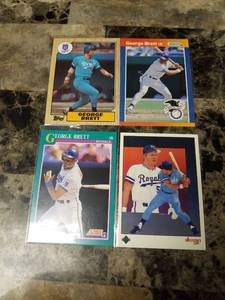 lot 524 image: 4pk George Brett Kansas City Royals Baseball Cards