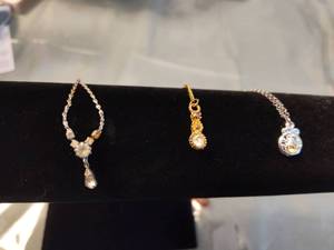 lot 130 image: Crystal Drop Pendant Necklace Set