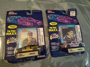 lot 133 image: Racing Champions To The Maxx NASCAR Series 5 Die-Cast Set