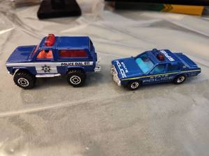 lot 137 image: Majorette Police Dial 911 Blue Patrol Car