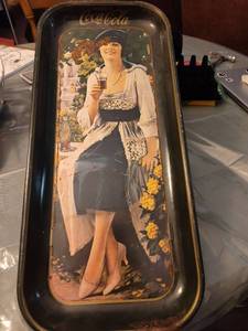 lot 140 image: 1920s Coca-Cola Serving Tray