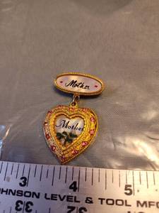 lot 159 image: Mother Heart Brooch with Pink Crystals
