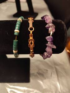 lot 194 image: Handcrafted Stone Bead Bracelet Set