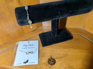lot 231 image: Hey Doll Infinity Necklace with Retail Display