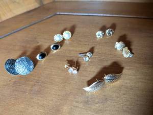 lot 233 image: Mixed Earring Collection - Pearl, Crystal and Metal Studs