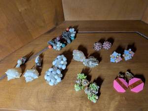lot 240 image: Mixed Lot of Decorative Costume Clip Earrings