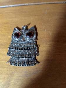 lot 280 image: Sterling Silver Owl Pendant with Red Glass Eyes