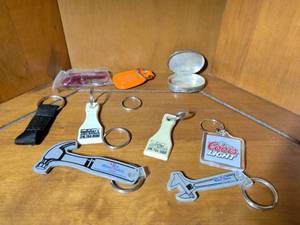 lot 297 image: Coors Light Promotional Keychains Collection