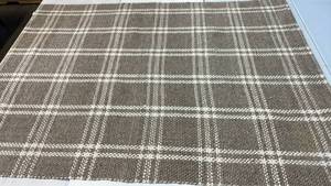 lot 2052 image: Threshold Cream Geo Print 5x7 Area Rug.