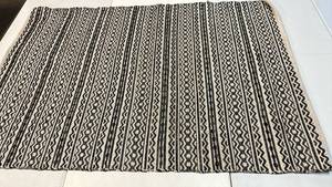 lot 2076 image: Threshold Black and Tan Striped 4x6 Area Rug.