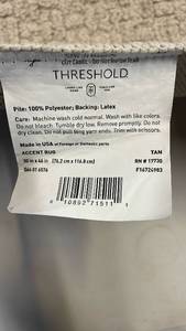 lot 3065 image: Threshold Tan Accent Rug 30x46 inches