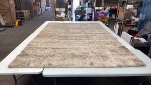lot 8014 image: Threshold 8x10 Tan Eyelash Shag Area Rug