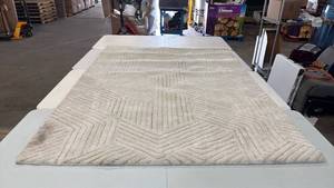 lot 8036 image: Threshold 5x7 Geometric Pattern Area Rug