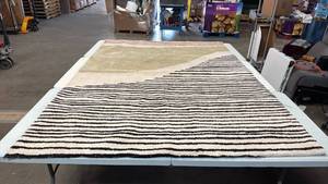 lot 8065 image: Threshold Multi Striped Area Rug 5x7 Black & White