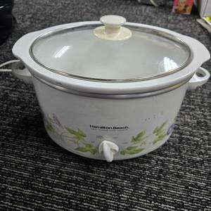 Hamilton Beach Meal Maker Oval Slow Cooker with Glass Lid
