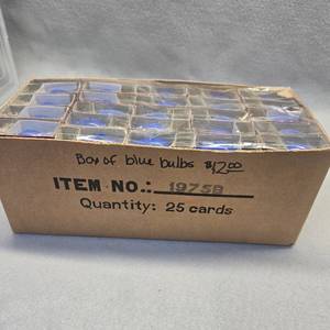 lot 389 image: Blue Light Bulbs Collection - C7 12 Candelabra Base Lamps