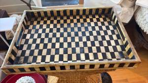 lot 56 image: Black & White Inlay Serving Tray RETAIL $25