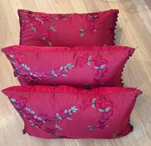 lot 68 image: Red Floral Embroidered Throw Pillows Set of 3 - Retail $30