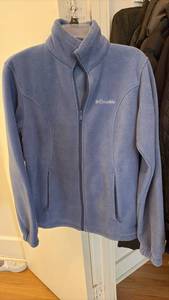 lot 60432 image: Columbia Sportswear Blue Fleece Zip-Up Jacket Size Small - Retail $15