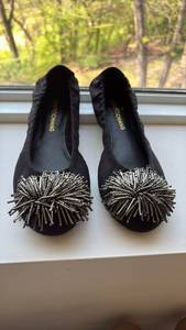 lot 60451 image: Arturo Chiang Black Ballet Flats with Silver Spike Detail size 6 - Retail $25