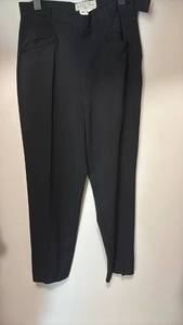 lot 60482 image: Vertigo Paris Black Dress Pants Size 8 - Retail $25