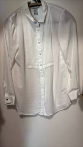 lot 60503 image: H&M White Button-Up Dress Shirt with Pleated Front - Retail $15