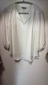 lot 60509 image: Pleione White Silk Peasant Blouse Size Small - Retail $25