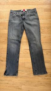 lot 60519 image: Mossimo Grey Denim Jeans Size 11 - Retail $25