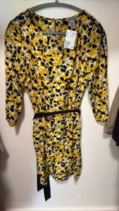 lot 60538 image: H&M Yellow Abstract Print Wrap Dress with Belt - Retail $15