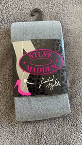 lot 60543 image: Steve Madden Silver Footed Tights Size SM - Retail $5