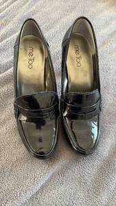 lot 60547 image: Me Too Black Patent Leather Penny Loafers size 6.5  - Retail $15