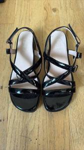lot 60590 image: Black Patent Leather Strappy Sandals with Rose Detail Sole size 6 - Retail $15
