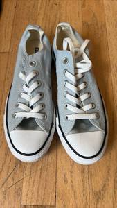 lot 60593 image: Converse All Star Chuck Taylor Low Top Canvas Sneakers Gray size 7 - Retail $25