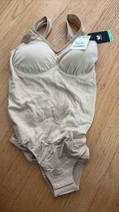 lot 60600 image: Womens Beige One Piece Shapewear with Tags - Retail $20